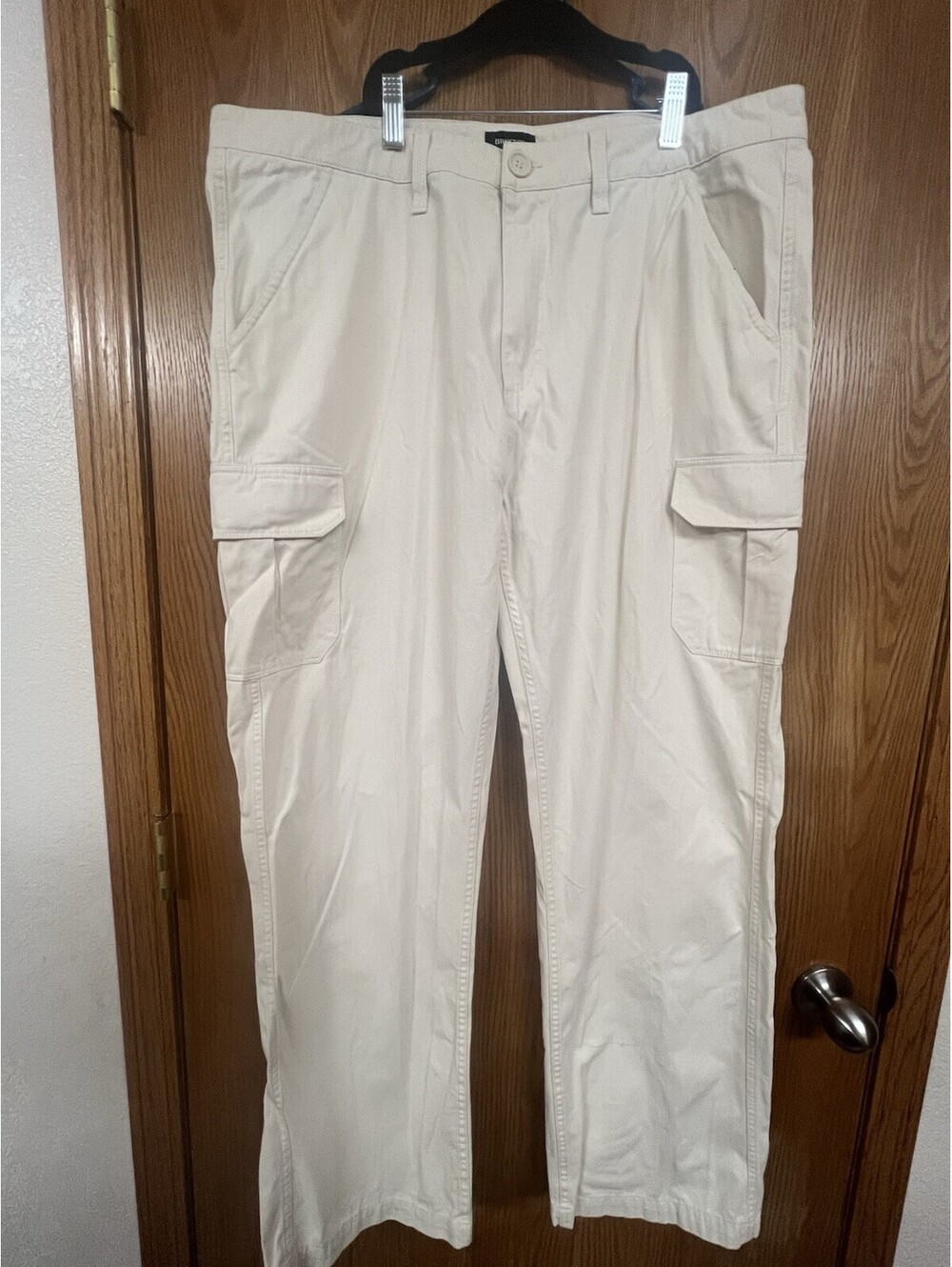Brixton Men’s Cargo Chino pants  Size 38 Natural Color